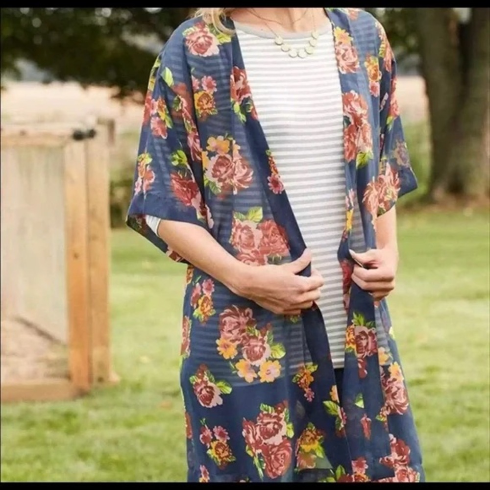 Matilda Jane. Watch the Sunrise Kimono. Blue Floral Sheer. Size XS/S